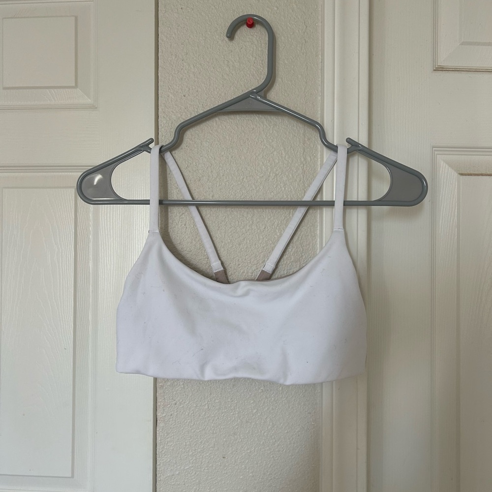 White lululemon yoga bra